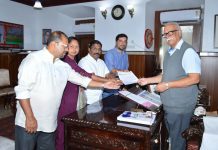 AAP Demands CM’s Resignation in Meeting with the Governor Over Law and Order Collapse in the State